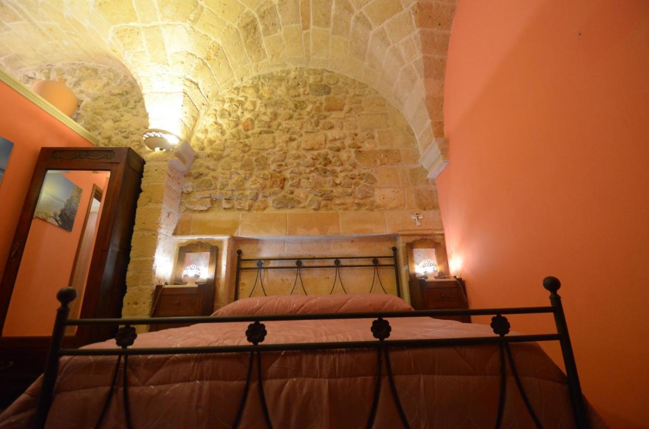 B&B Corte Dei Figuli San Pietro in Lama Exterior photo